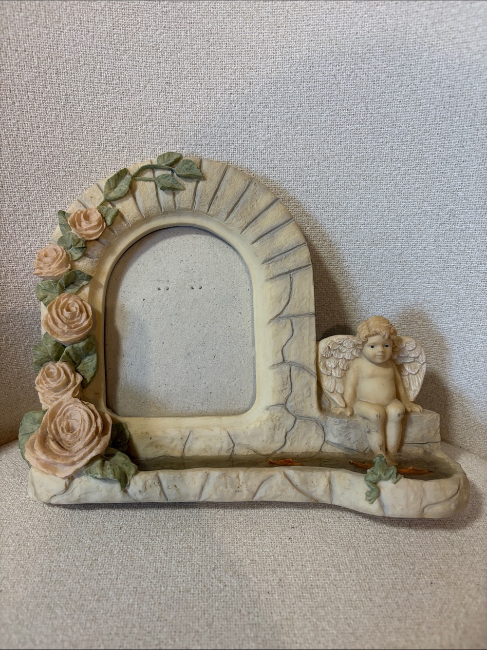 Vtg 90s United Design Corp Fancy Frames Angel Baby with Frog and fish Resin